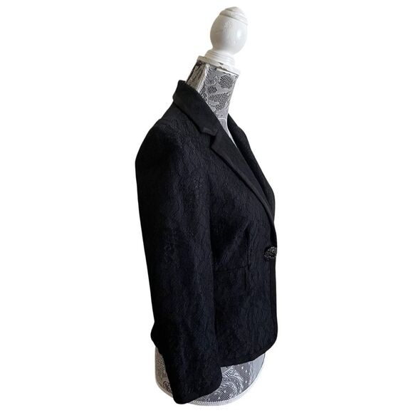 Diane Von Furstenberg Ursette Lace Cropped Blazer With Bejeweled Buttons - Picture 2 of 11